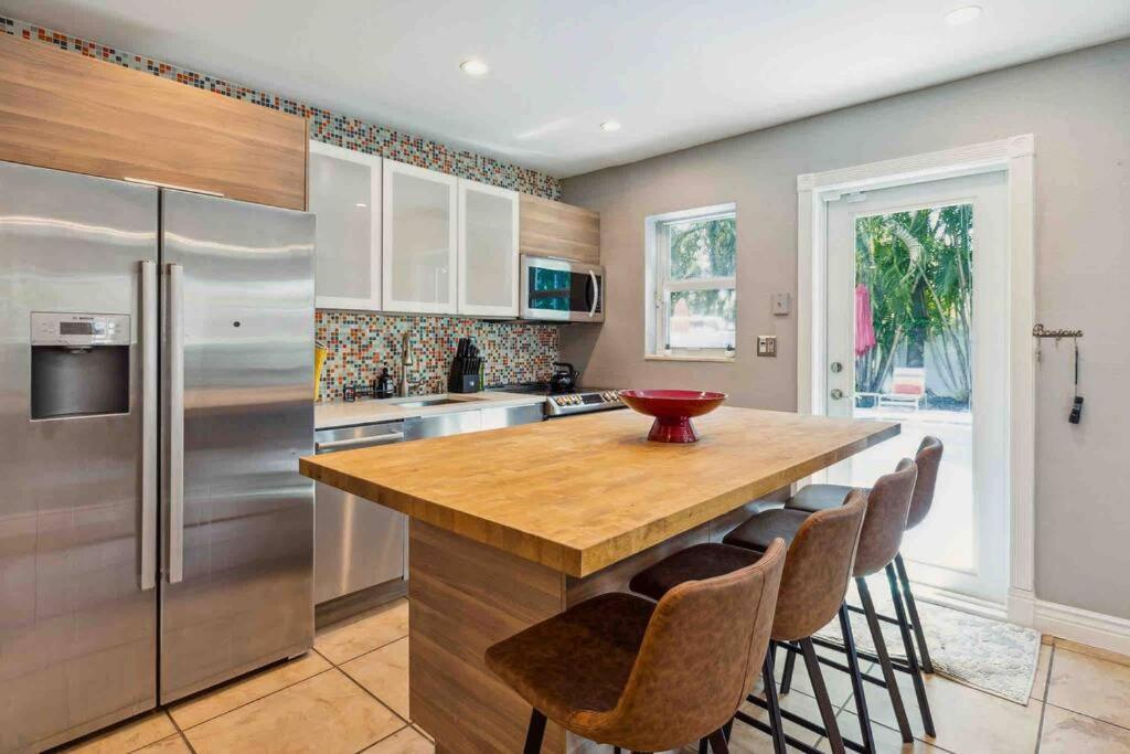 Private Oasis With Pool Near Beaches, Dining & Las Olas Fort Lauderdale Kültér fotó