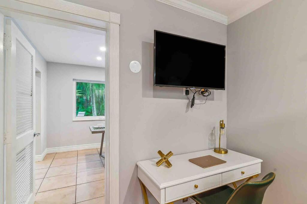 Private Oasis With Pool Near Beaches, Dining & Las Olas Fort Lauderdale Kültér fotó