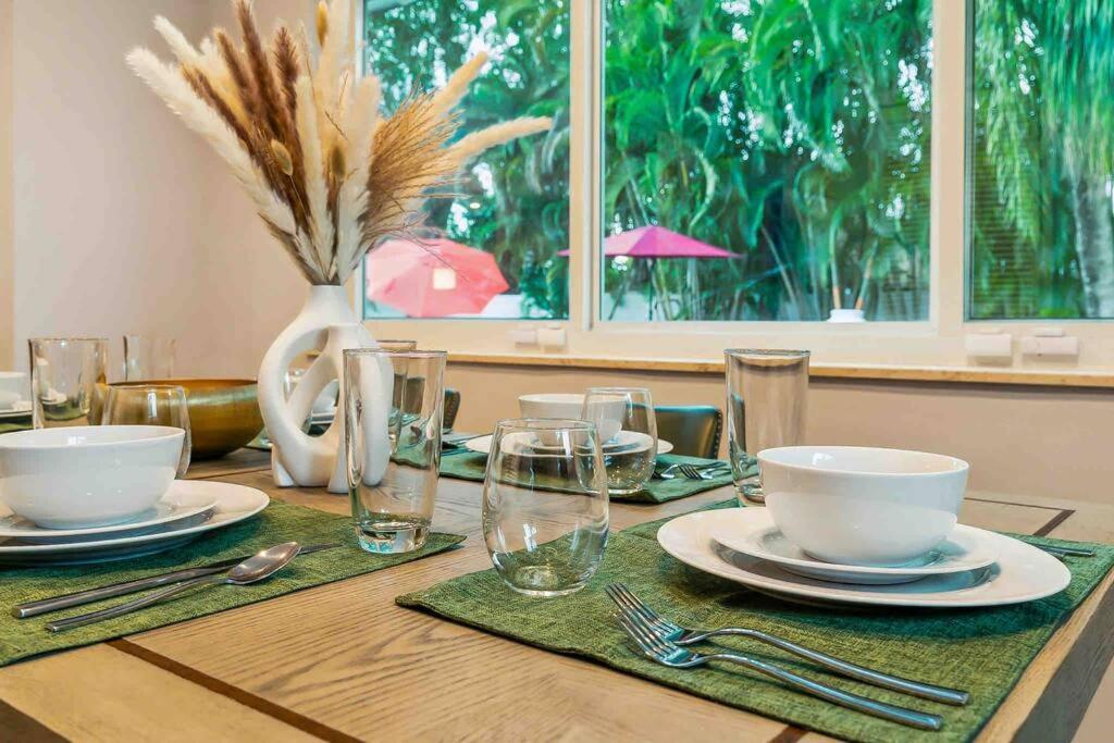 Private Oasis With Pool Near Beaches, Dining & Las Olas Fort Lauderdale Kültér fotó