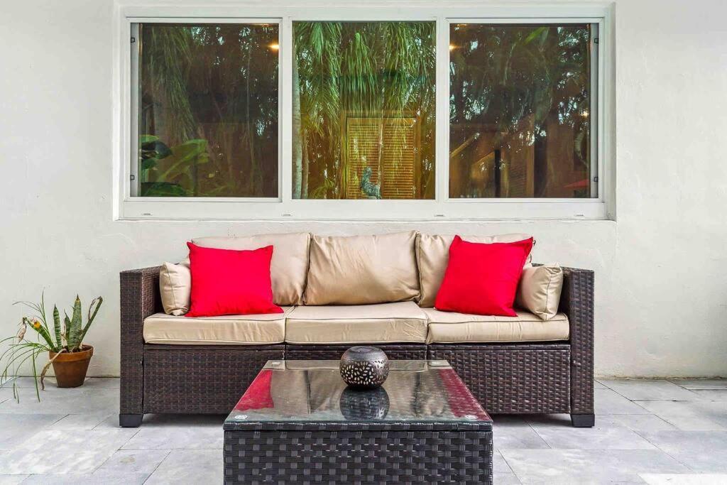 Private Oasis With Pool Near Beaches, Dining & Las Olas Fort Lauderdale Kültér fotó